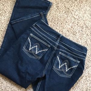 Women’s Wrangler jeans size 9/10 like new
